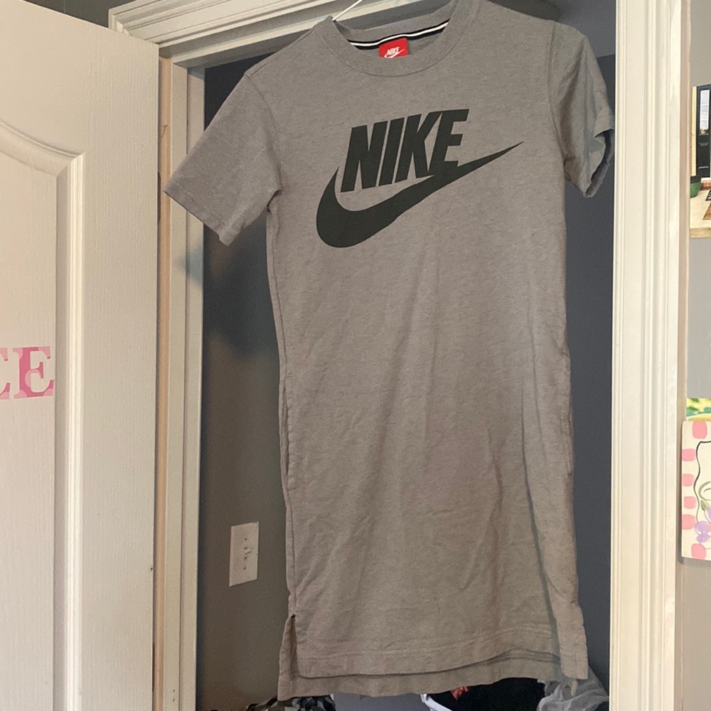 Nike dress girls!
